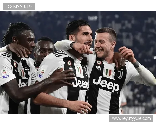 意甲俱乐部拍照风格变化 球队宣传照也能玩出创意新花样